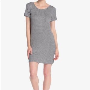 Splendid Pocket Shift Dress